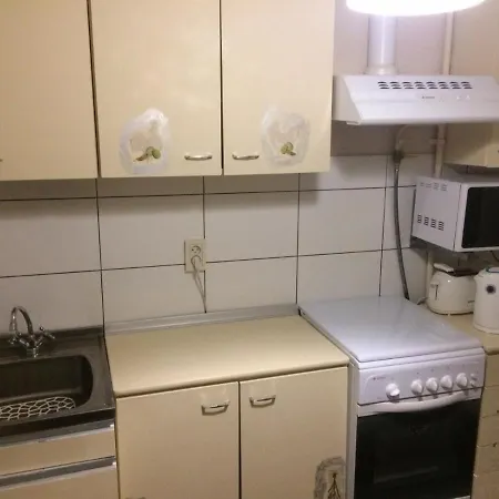 10 Mins From Metro Wifi Апартаменты *
